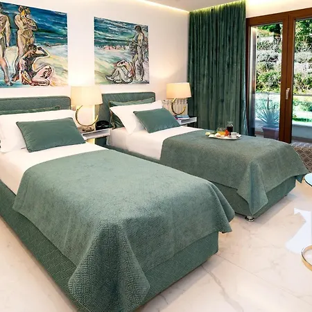 Luxury Beachfront Pool And Parking * Taormina