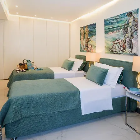 Daire Luxury Beachfront Pool And Parking Taormina