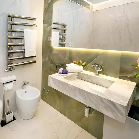 Apartment Luxury Beachfront Pool And Parking *