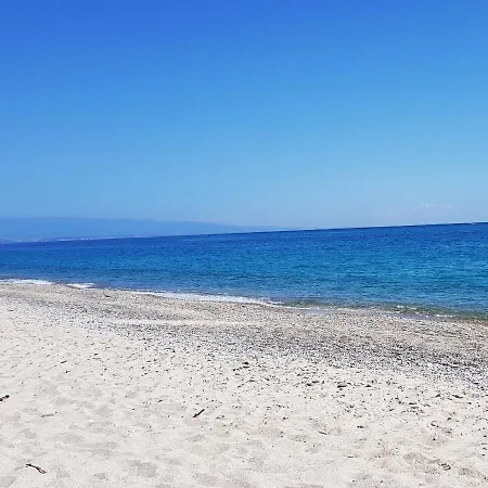 Apartment Luxury Beachfront Pool And Parking Taormina